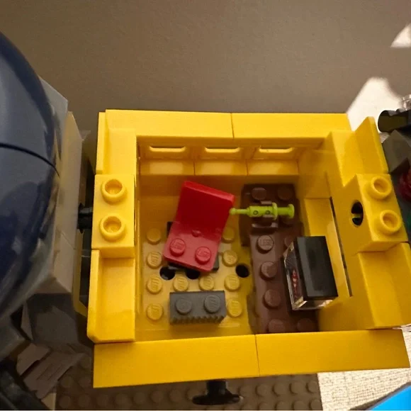 LEGO City Ocean Exploration Submarine - Yellow - Picture 3 of 4